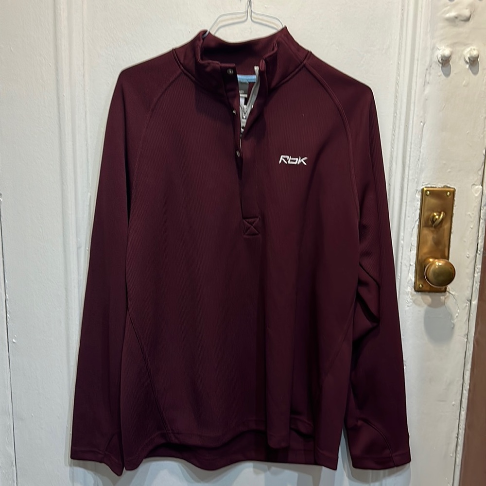 Reebok quarter zip. LIKE NEW